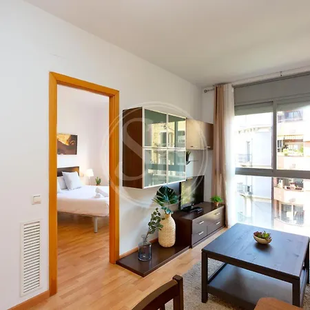 Lindo Cerca De Sagrada Familia Apartamento